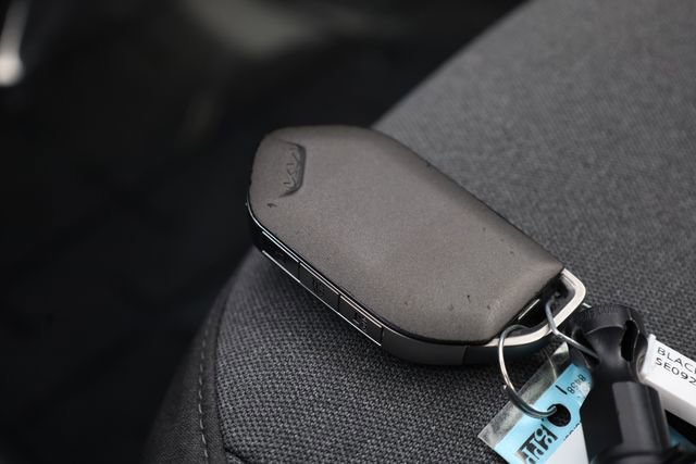 Used 2025 Kia K4 LXS image 29