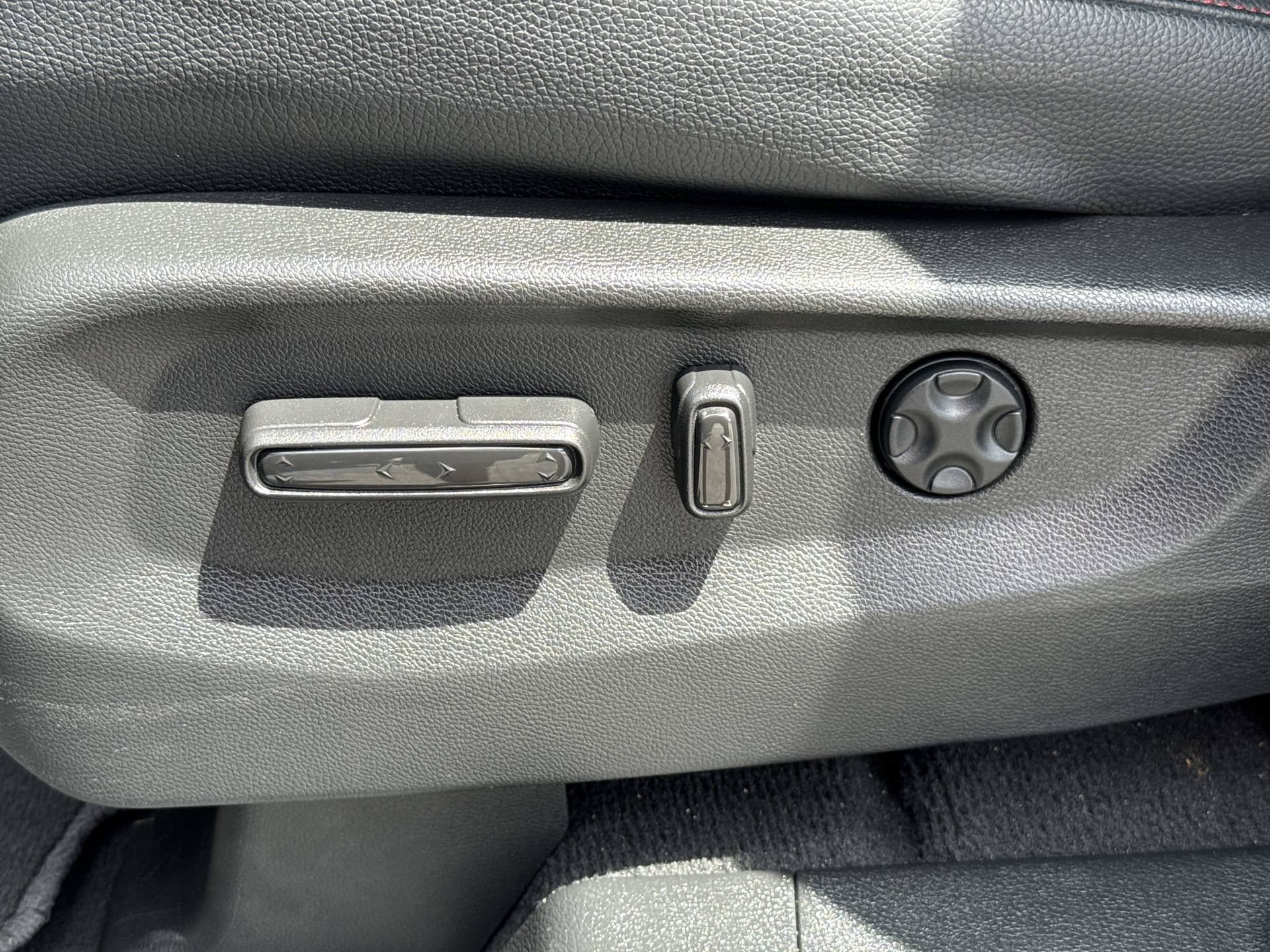 Used 2025 Honda Odyssey Sport-L image 14