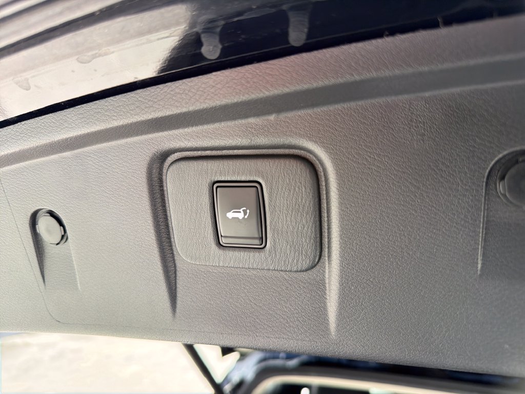 Used 2021 Nissan Murano Platinum w/ Cargo Package FWD image 36