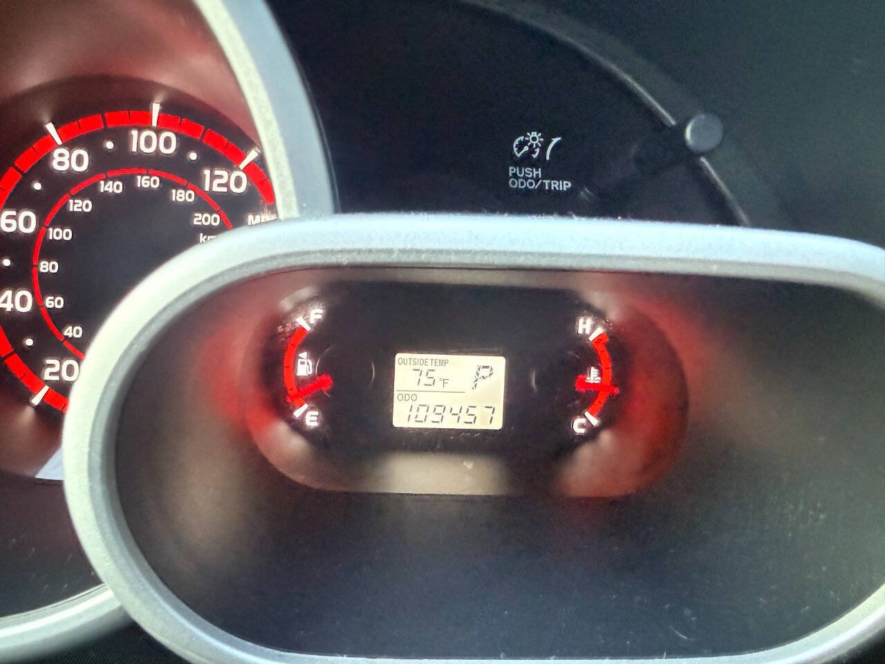 Used 2009 Toyota Matrix FWD image 18