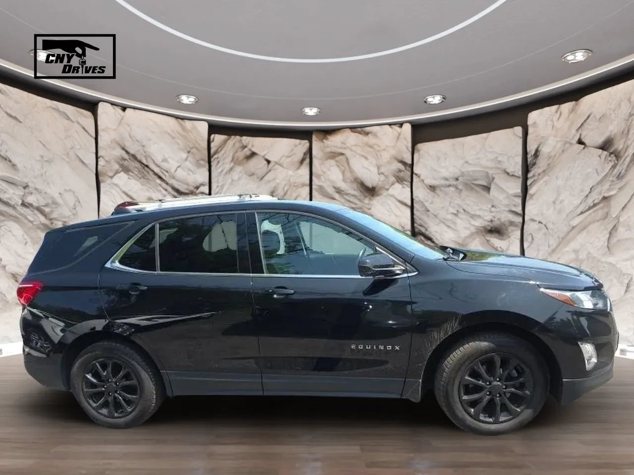 Used 2020 Chevrolet Equinox LT w/ Driver Convenience Package FWD image 4