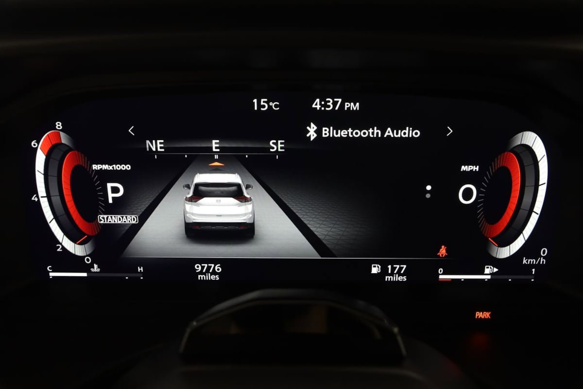 Used 2025 Nissan Rogue SL w/ Tech Package FWD image 20