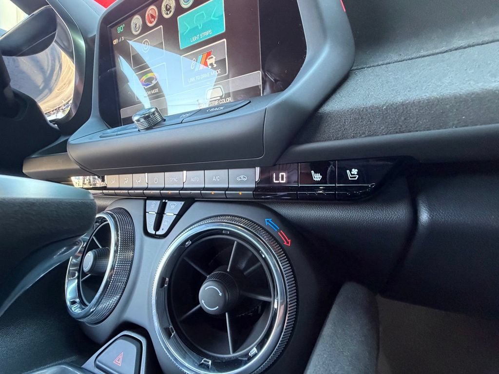 Used 2018 Chevrolet Camaro ZL1 RWD image 37