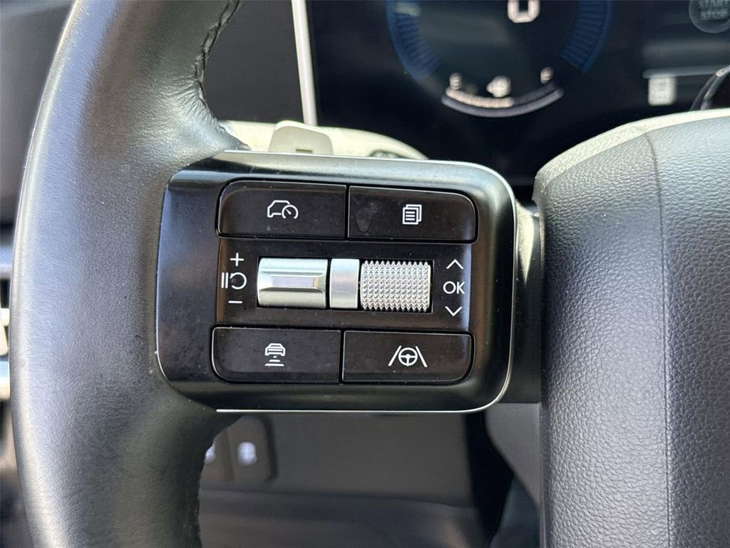 Used 2025 Hyundai Santa Fe SEL AWD/4WD image 33