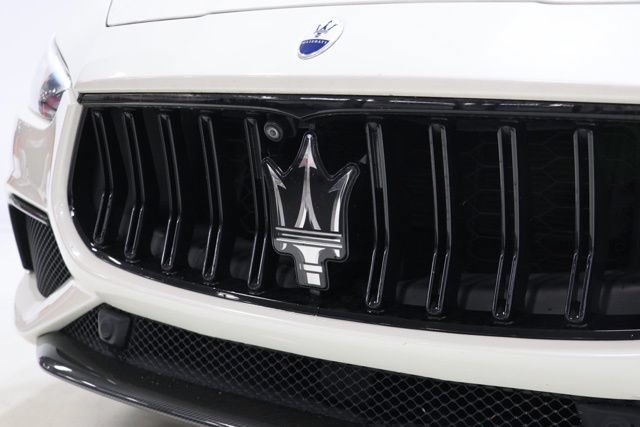 Certified 2022 Maserati Ghibli Trofeo RWD image 11