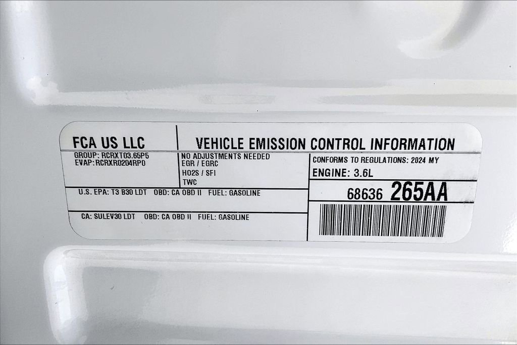 Certified 2024 Jeep Grand Cherokee Altitude AWD/4WD image 36