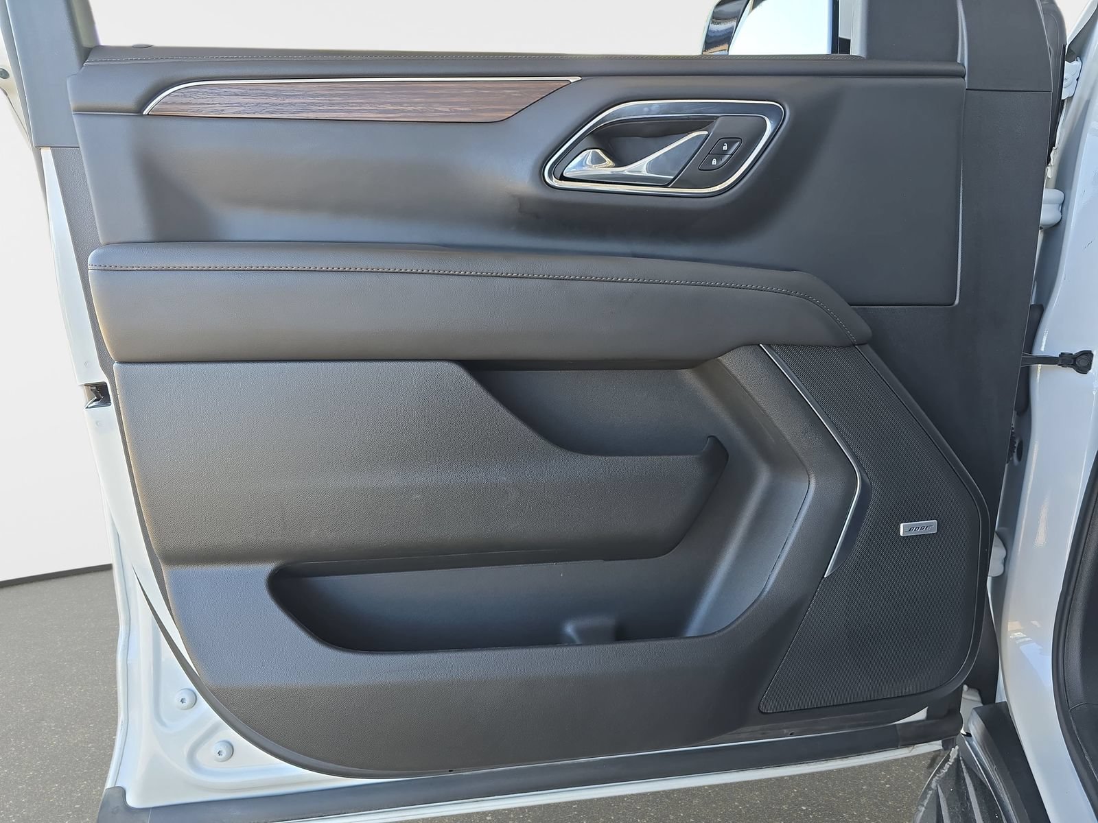 Used 2023 Chevrolet Suburban High Country AWD/4WD image 30