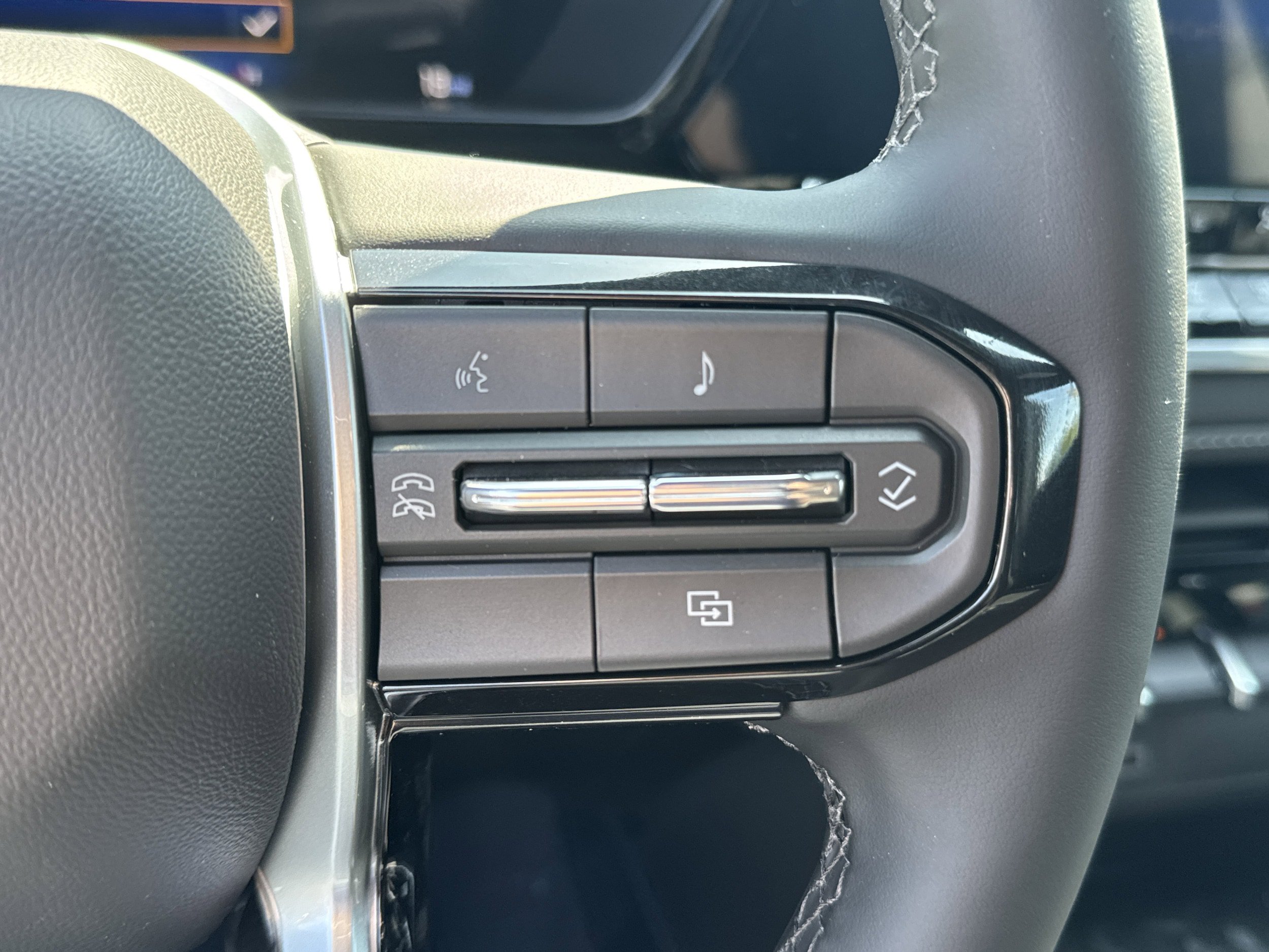 New 2026 Chevrolet Colorado LT RWD image 33