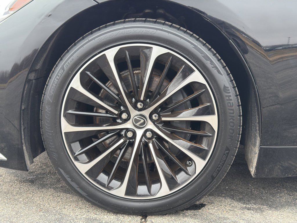 Used 2023 Lexus LS 500 Luxury w/ Luxury Package image 9