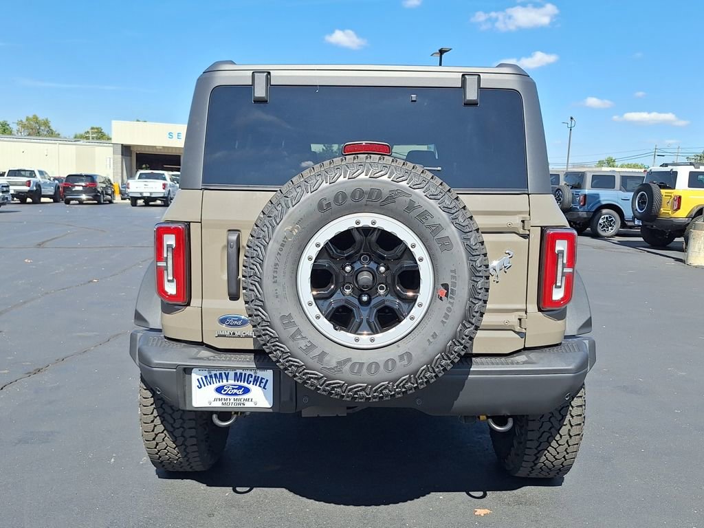 New 2025 Ford Bronco Badlands w/ Sasquatch Package image 24