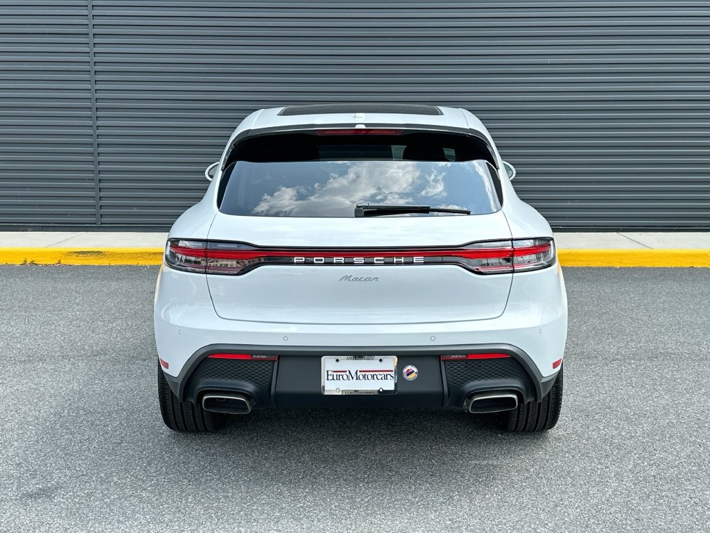 New 2026 Porsche Macan AWD/4WD image 17