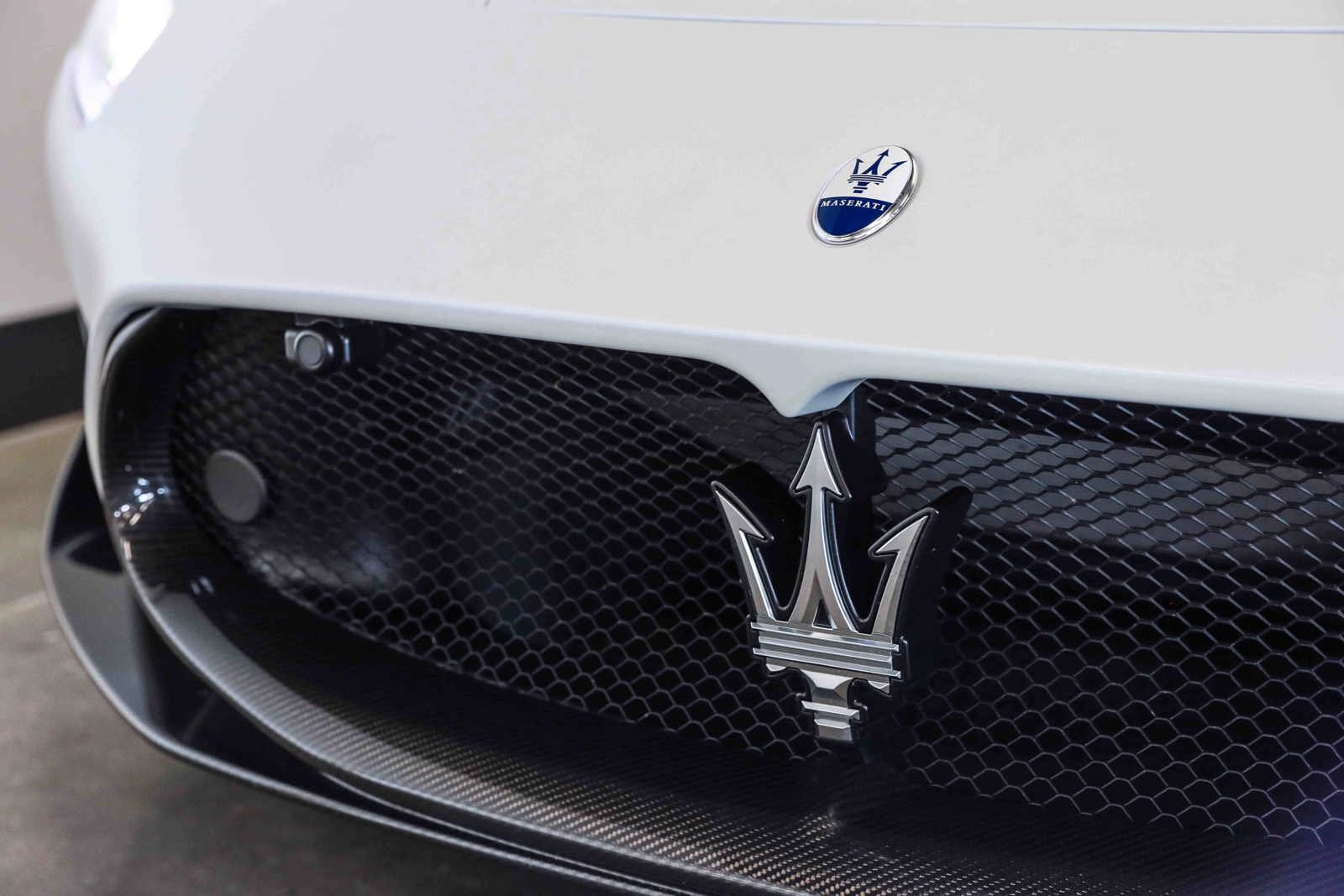 Used 2022 Maserati MC20 Coupe RWD image 28