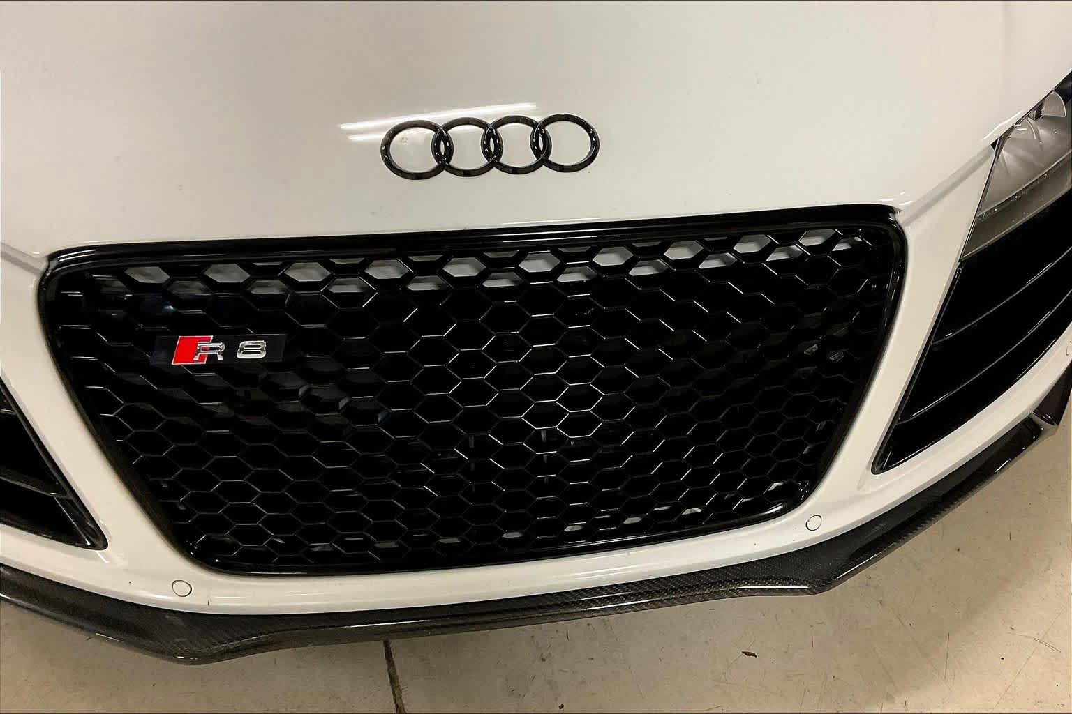 Used 2011 Audi R8 V10 image 27