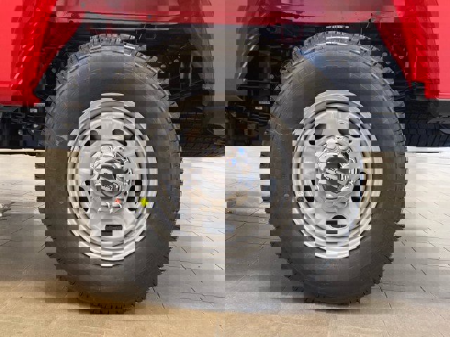 New 2026 Ford F250 XL w/ XL Chrome Package image 21