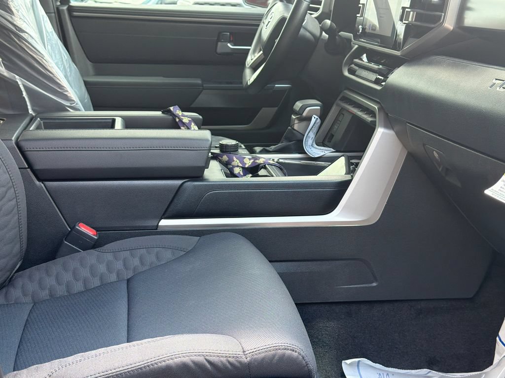 New 2026 Toyota Tundra SR5 AWD/4WD image 17