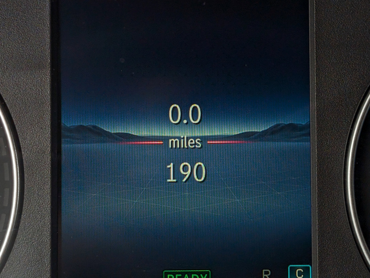 Used 2024 Mercedes-Benz eSprinter 170 Cargo image 29