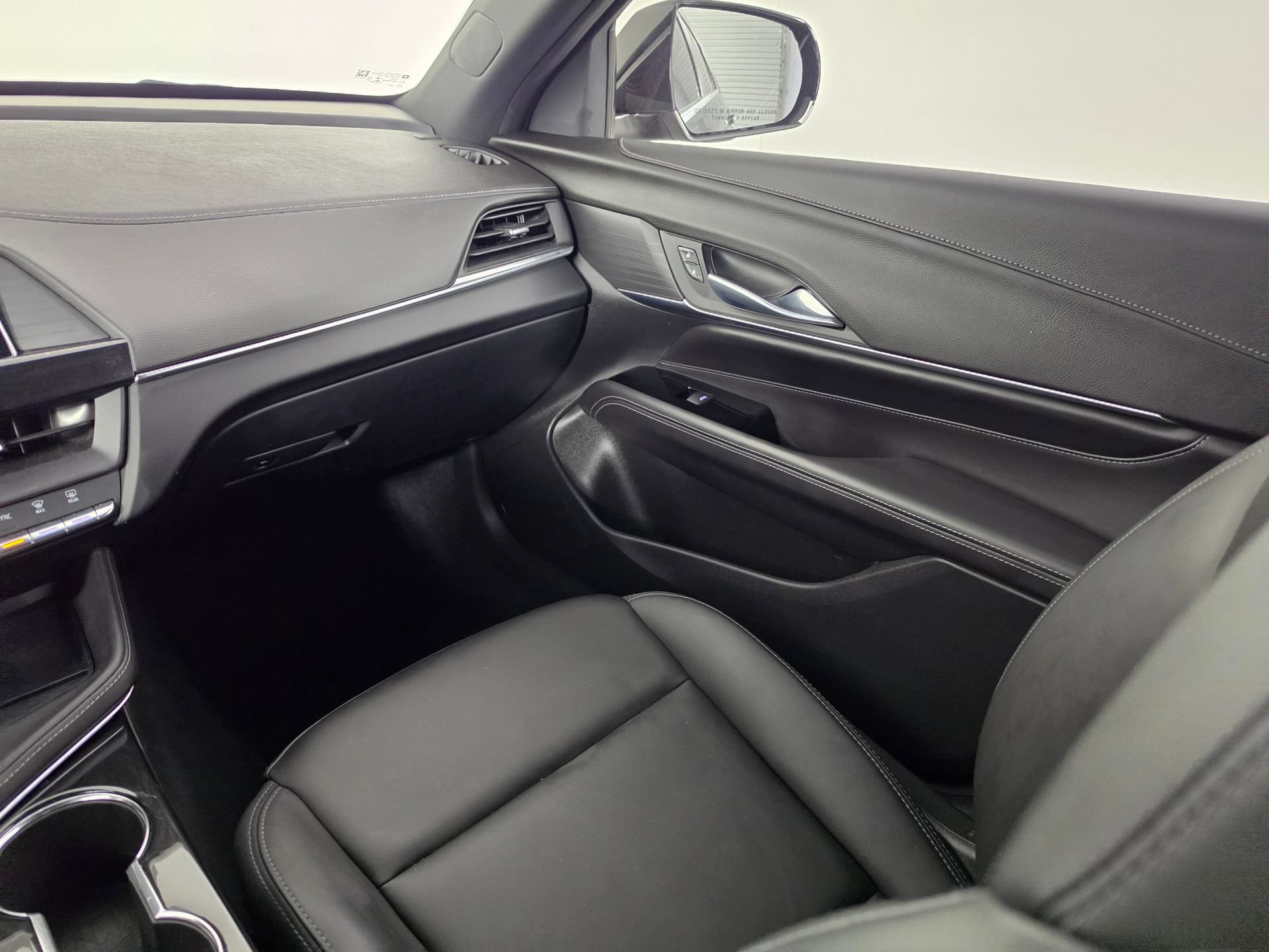 Used 2023 Cadillac CT4 Luxury RWD image 35