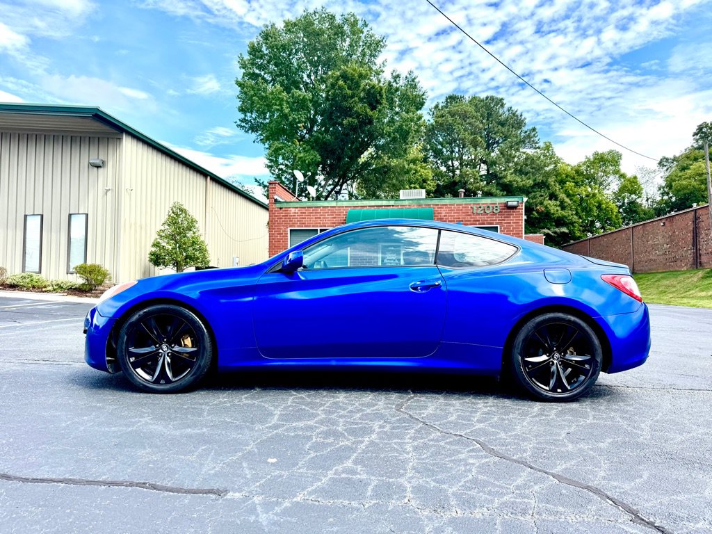 Used 2012 Hyundai Genesis 2.0T RWD image 5