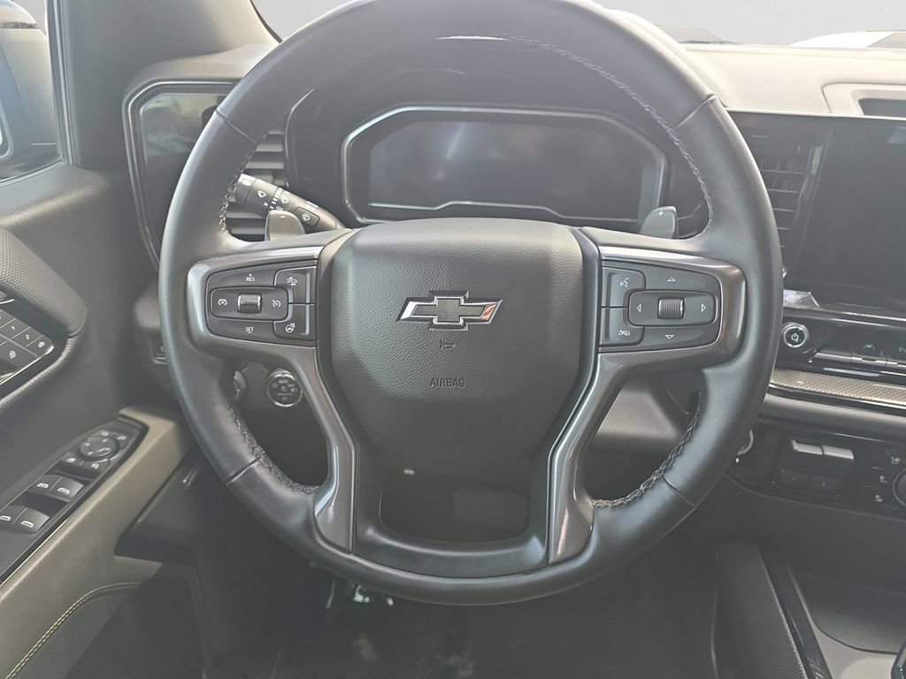 Used 2023 Chevrolet Silverado 1500 ZR2 w/ Technology Package image 14