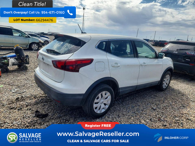 Used 2018 Nissan Rogue Sport S FWD image 4