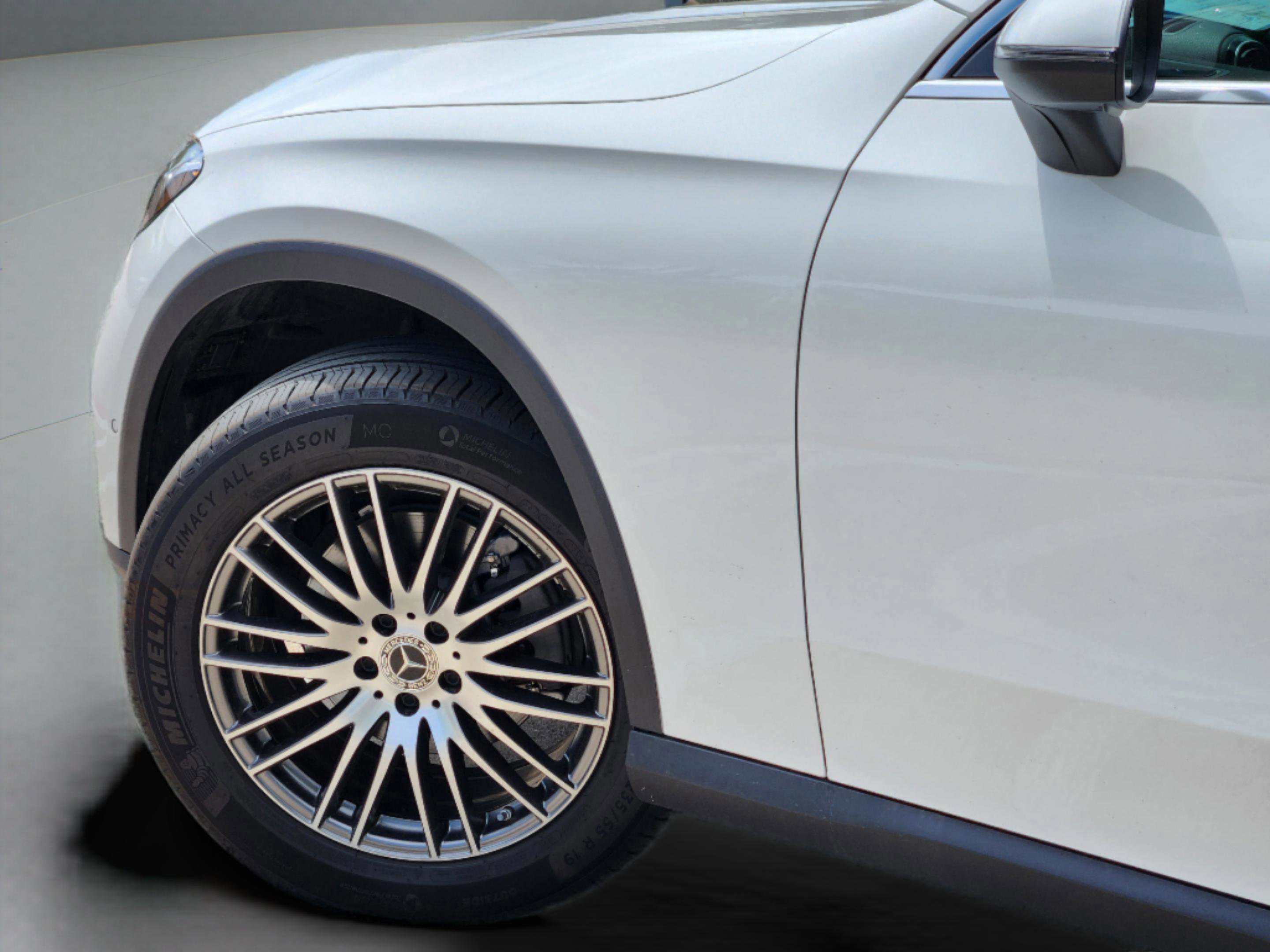 Certified 2025 Mercedes-Benz GLC 300 4MATIC image 26
