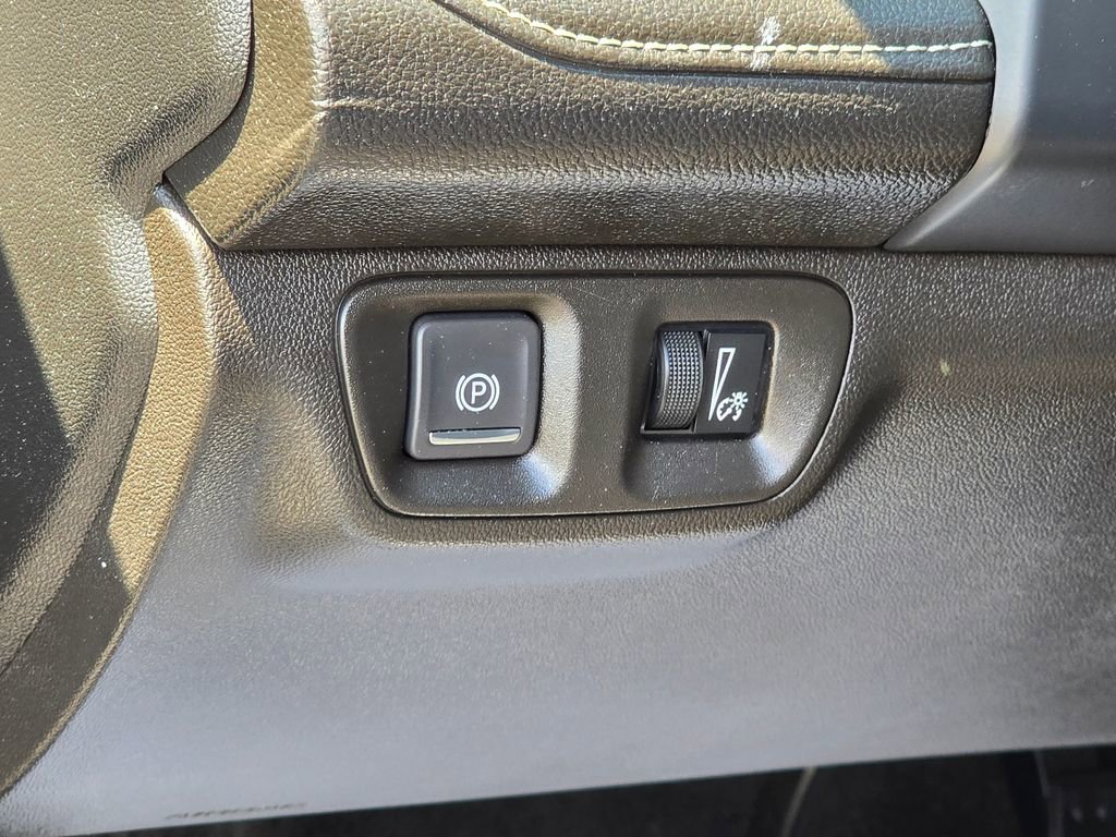 Used 2023 GMC Acadia SLT AWD/4WD image 7