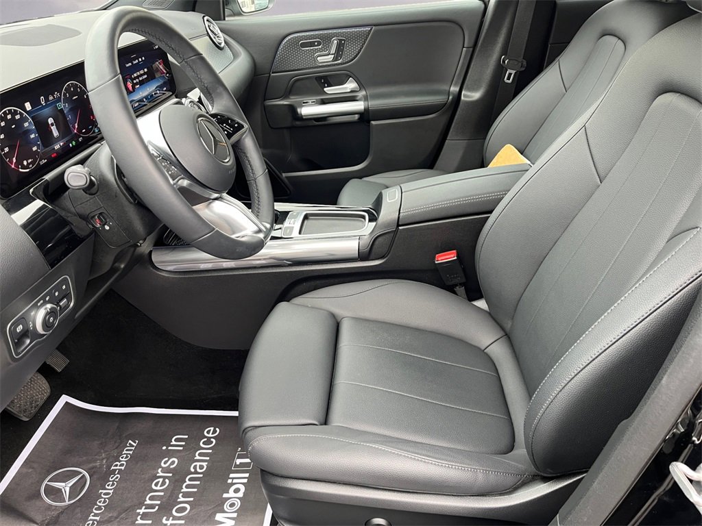 Certified 2025 Mercedes-Benz GLA 250 4MATIC image 9