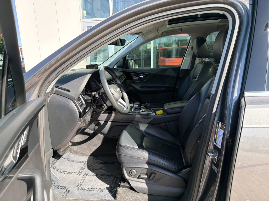 Used 2019 Audi Q7 3.0T Premium Plus w/ Premium Plus Package AWD/4WD image 9