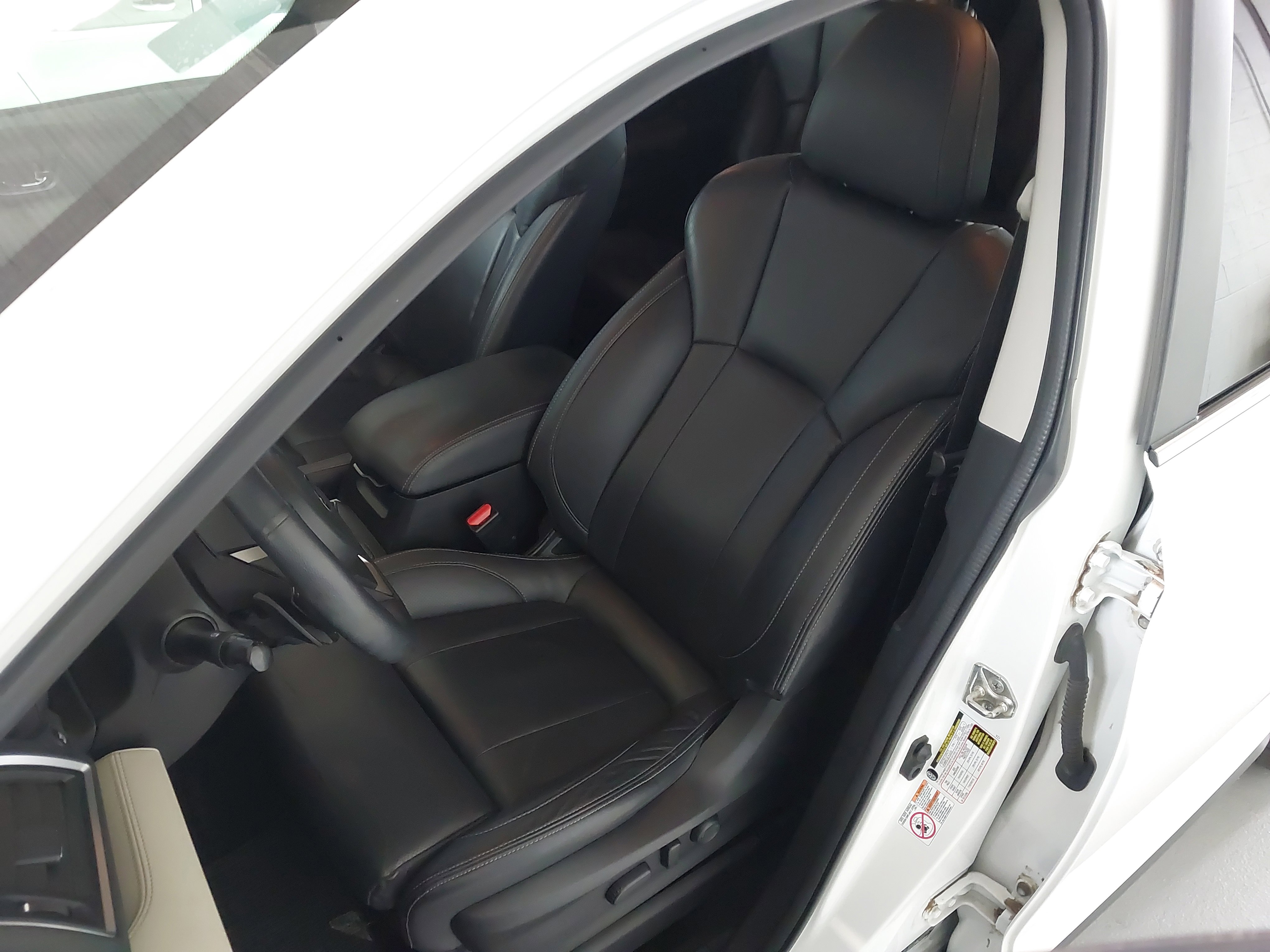 Used 2019 Subaru Ascent Limited image 23