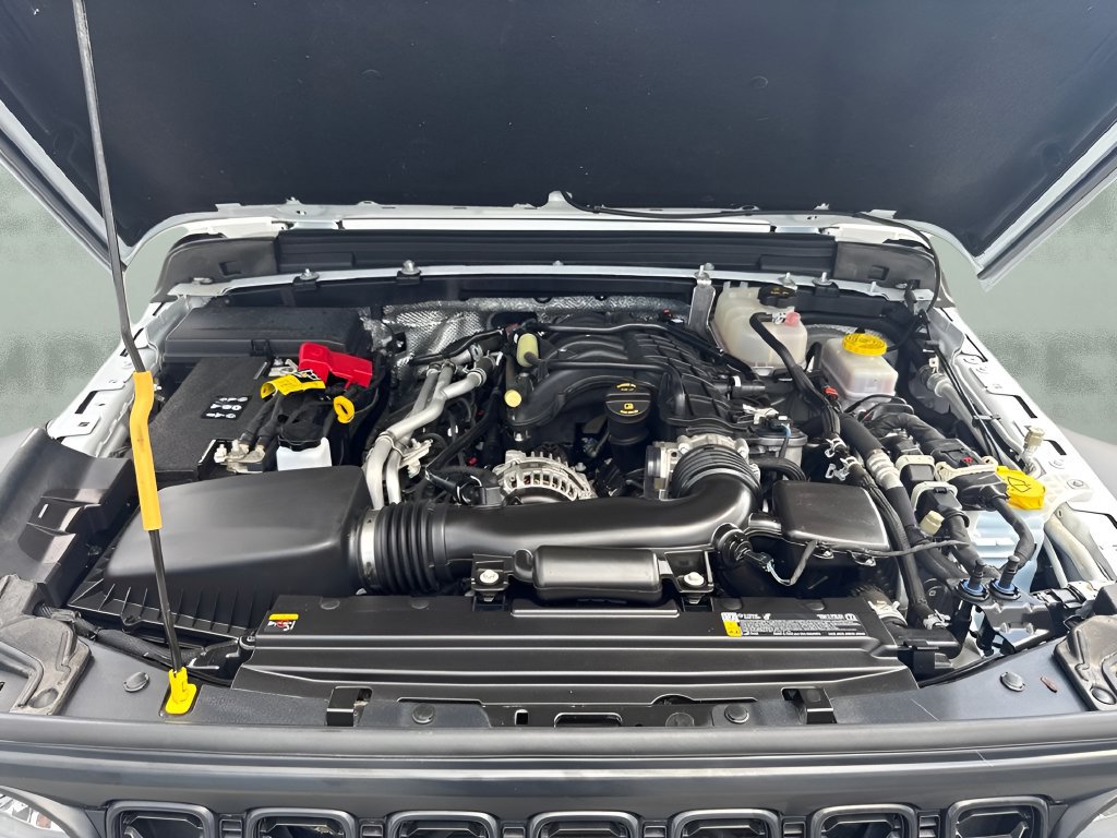 Used 2025 Jeep Wrangler Unlimited Sport AWD/4WD image 26