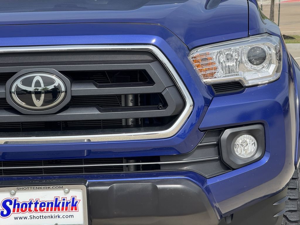 Used 2023 Toyota Tacoma SR5 RWD image 8