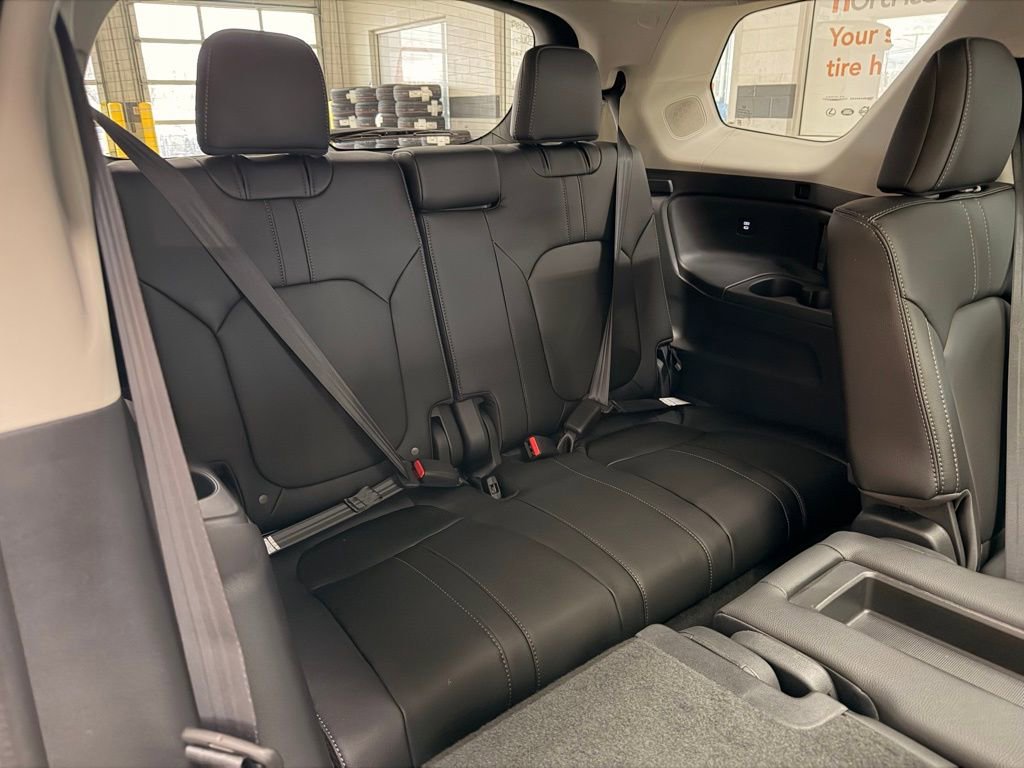 New 2026 Honda Pilot Touring image 17