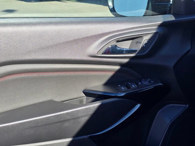 New 2026 Chevrolet Trax RS w/ Sunroof Package FWD image 23