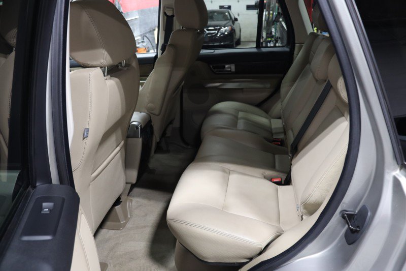 Used 2011 Land Rover Range Rover Sport HSE AWD/4WD image 39