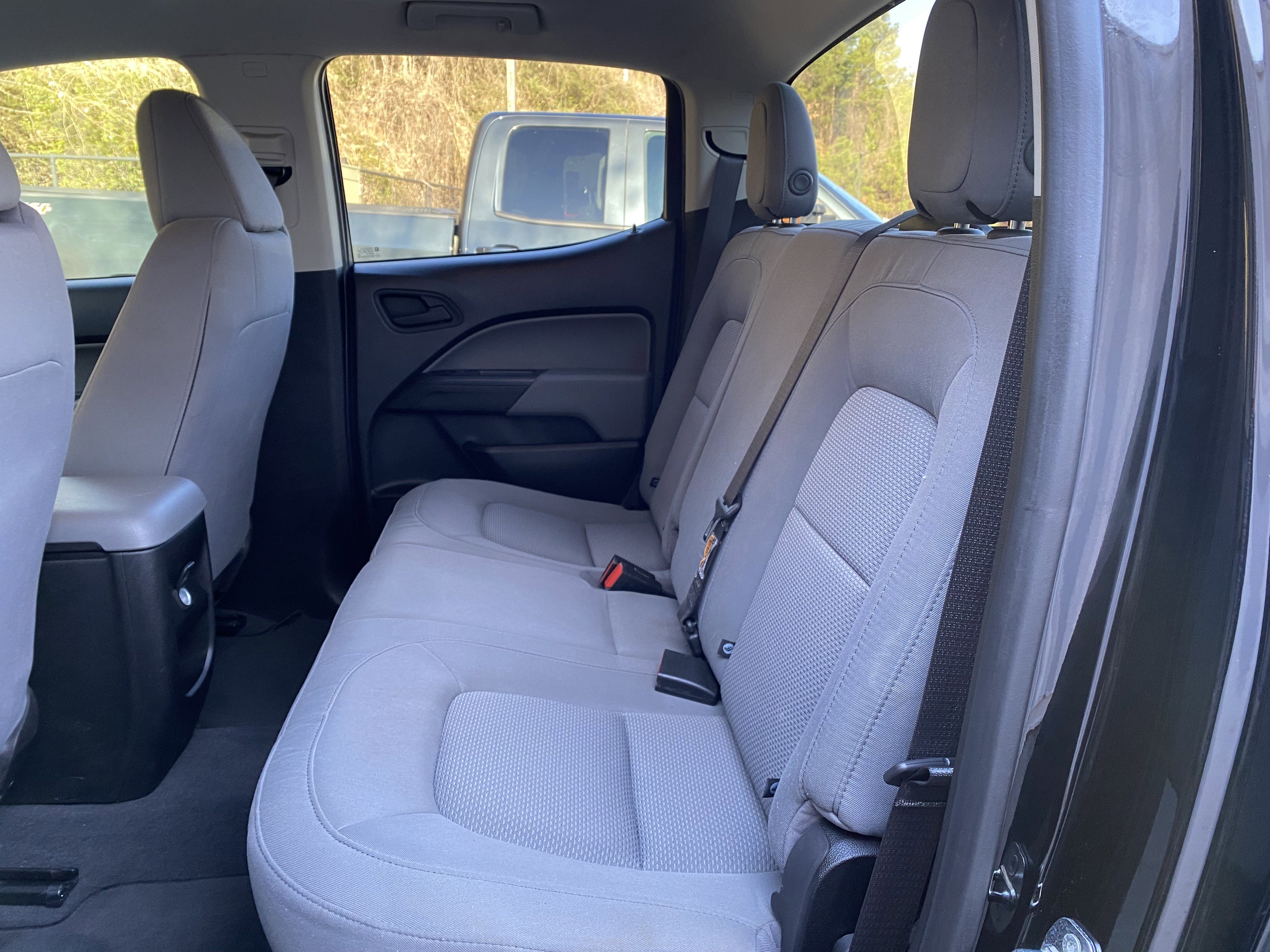 Used 2022 Chevrolet Colorado W/T w/ Custom Special Edition image 34