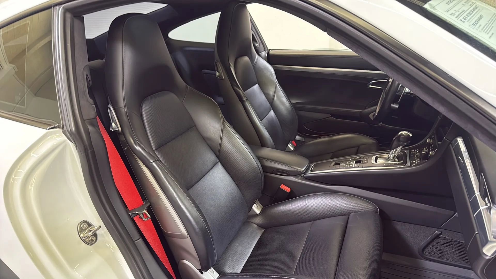 Used 2017 Porsche 911 Carrera S image 23