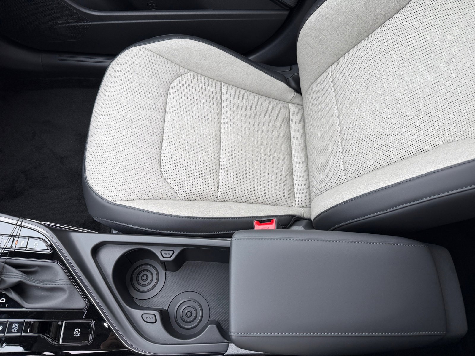 New 2026 Kia Niro SX Touring image 14