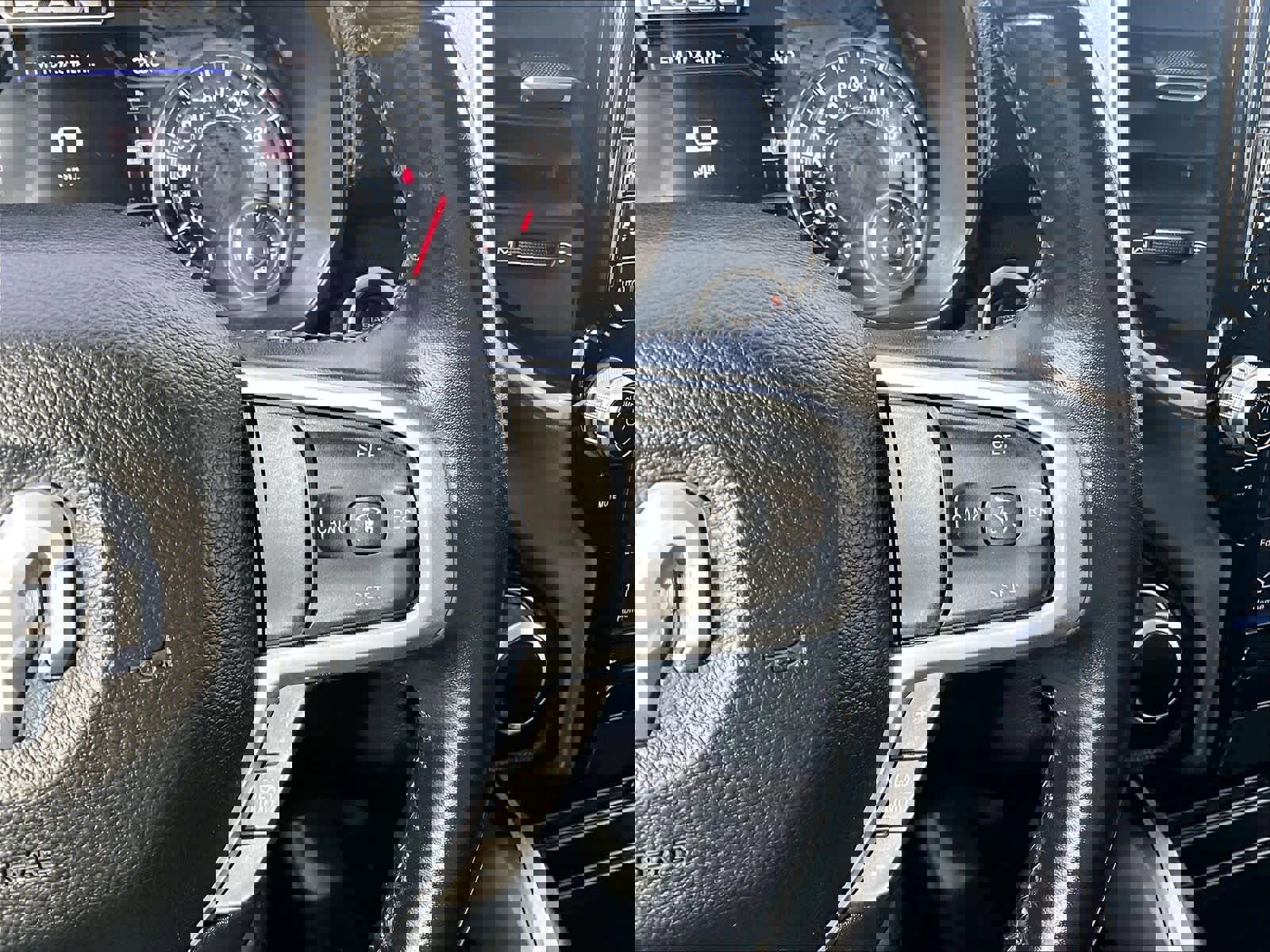 Used 2023 RAM 1500 Big Horn AWD/4WD image 24