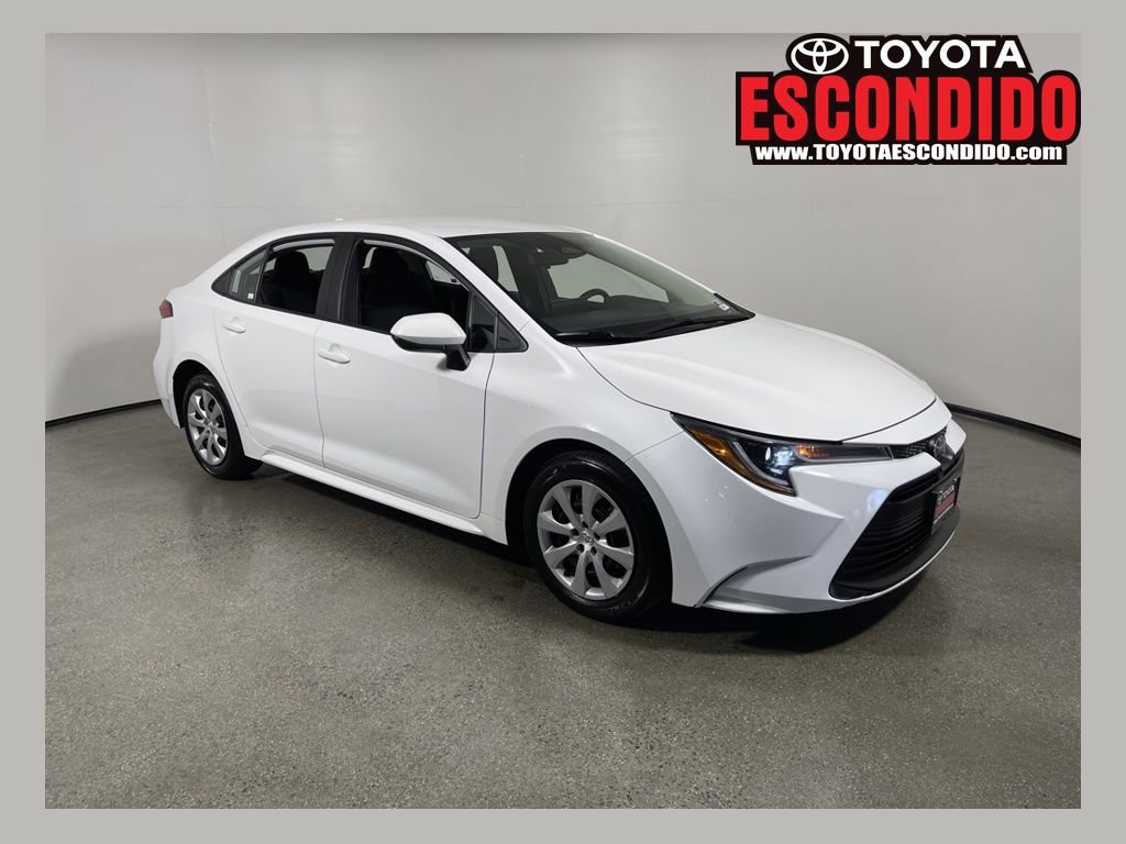 Certified 2023 Toyota Corolla LE FWD image 1