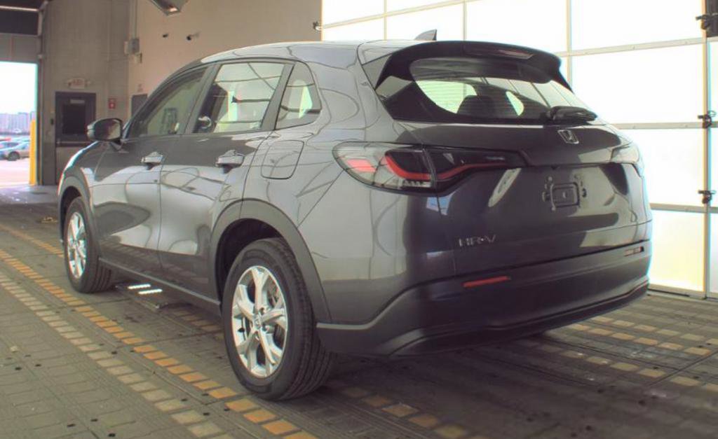 Certified 2025 Honda HR-V LX image 37
