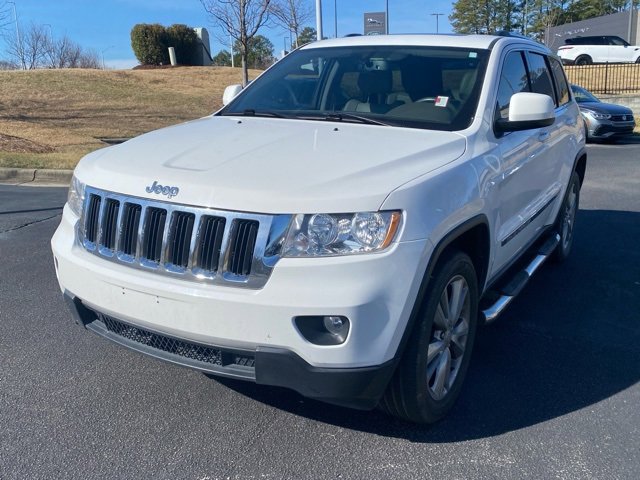 Used 2013 Jeep Grand Cherokee Laredo image 2