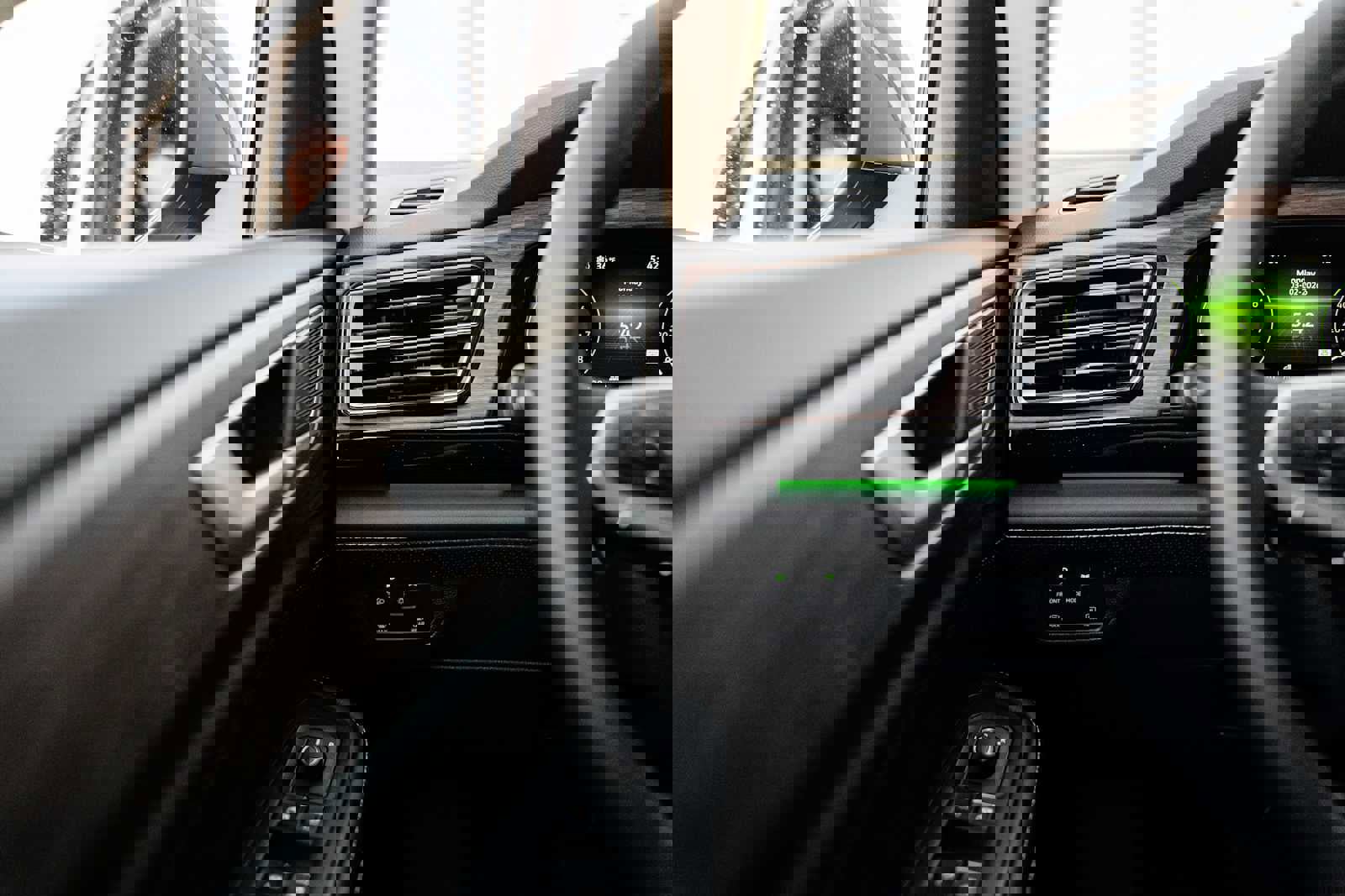 New 2026 Volkswagen Atlas SEL image 26