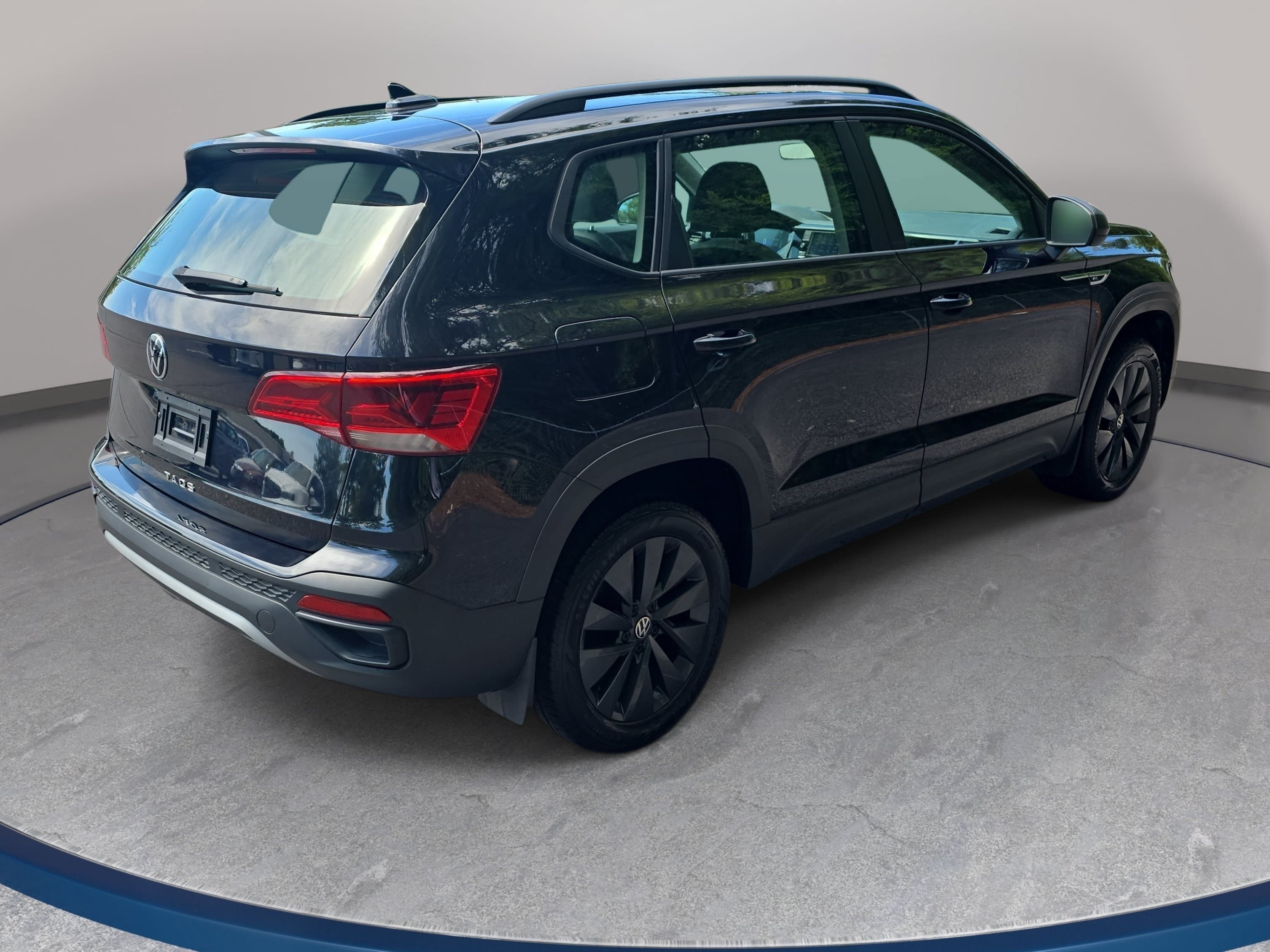 Used 2023 Volkswagen Taos S FWD image 5