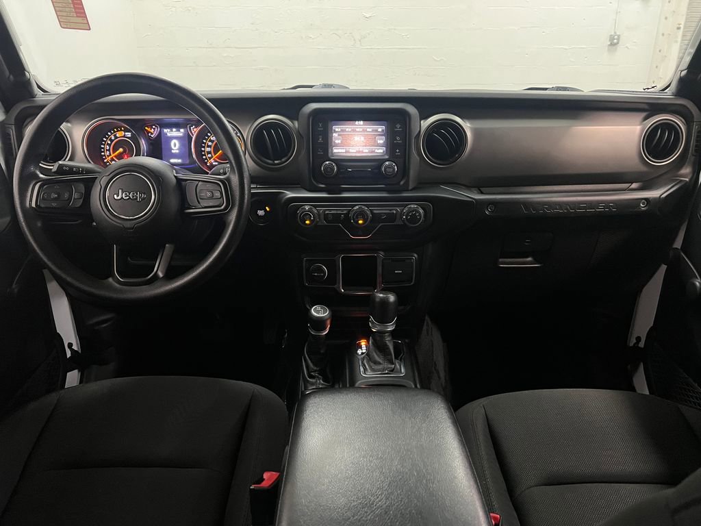 Used 2020 Jeep Wrangler Sport AWD/4WD image 13