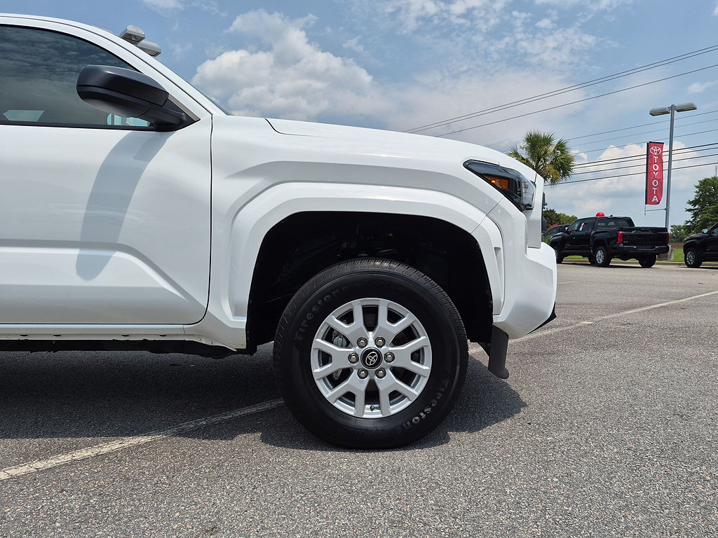 Used 2024 Toyota Tacoma SR AWD/4WD image 10
