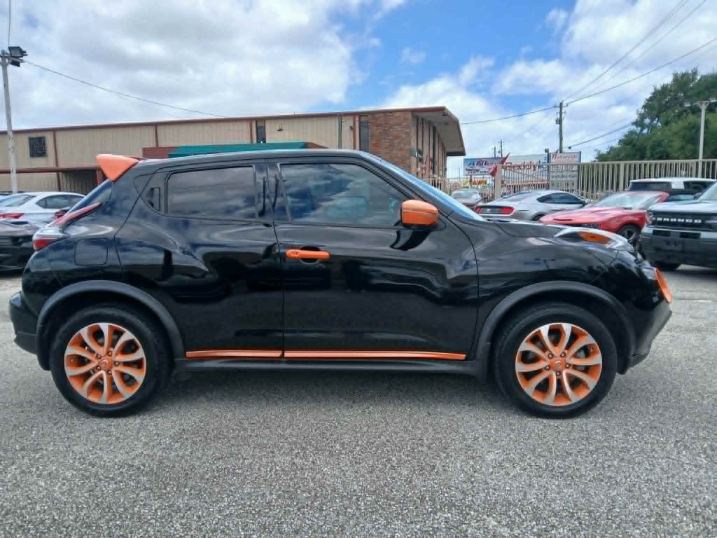 Used 2017 Nissan Juke SL FWD image 4