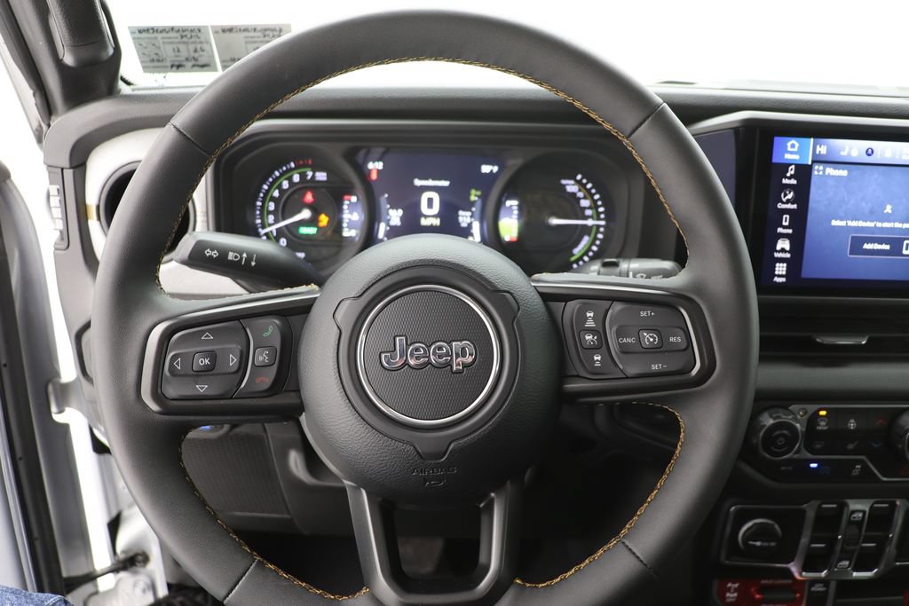 Used 2024 Jeep Wrangler Unlimited AWD/4WD image 17