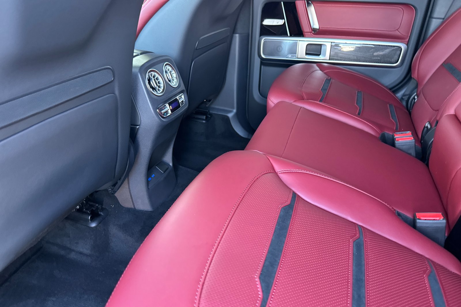 New 2026 Mercedes-Benz G 63 AMG 4MATIC image 12