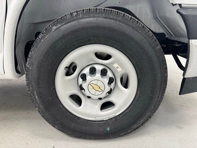 New 2025 Chevrolet Express 3500 w/ Power Convenience Package RWD image 35