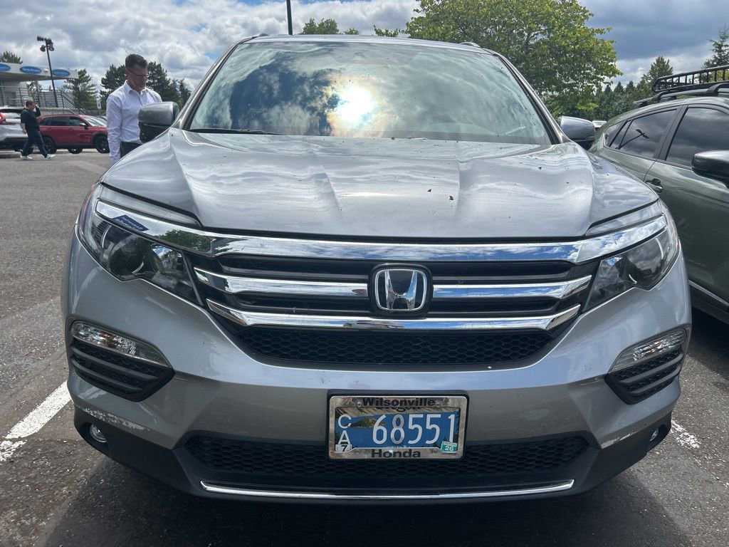 Used 2016 Honda Pilot Touring image 2